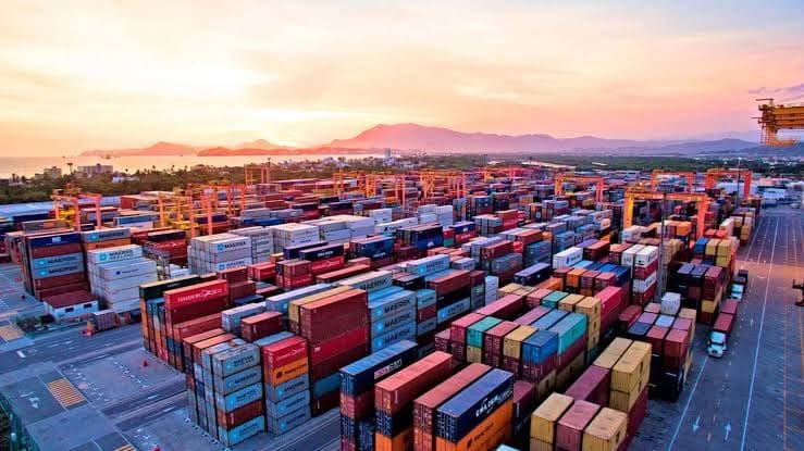 México ajusta su política comercial: aranceles, tensiones y reformas en las aduanas